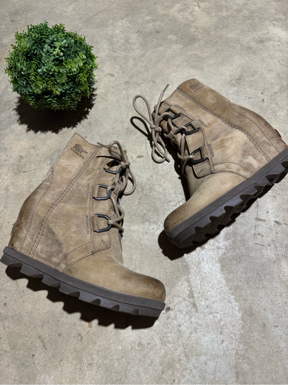 Sorel Joan If Arctic Wedge‎ II Ankle Boots Women Size 6.5 Brown Tan Winter Snow